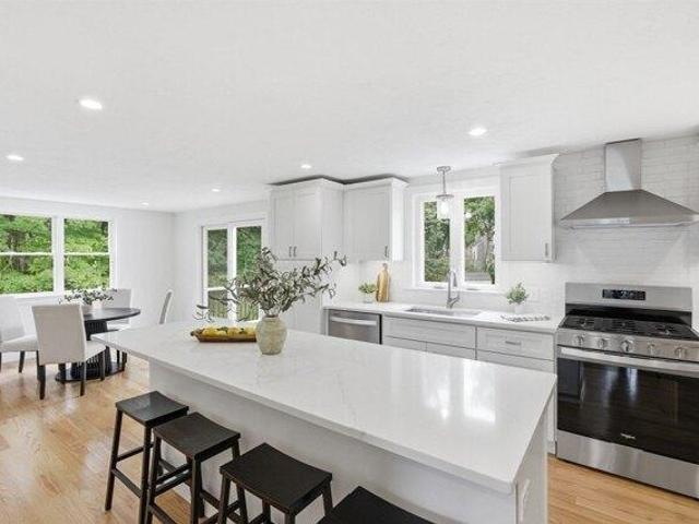 4 bedroom, Acton MA 01720 105400174