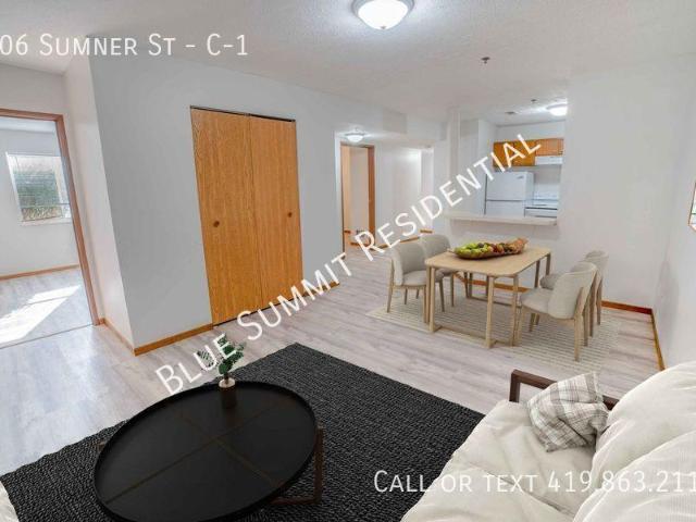 4 bedroom, Akron OH 44304 100597798