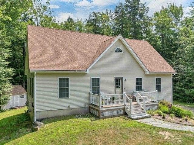 4 bedroom, Alton NH 03809 105427704