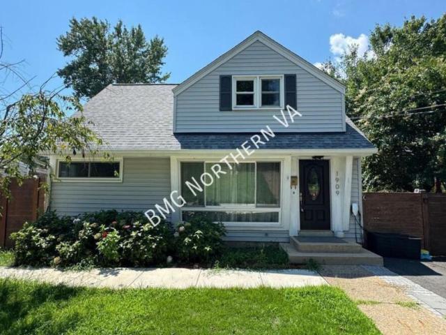 4 bedroom, Alexandria VA 22307 105045476