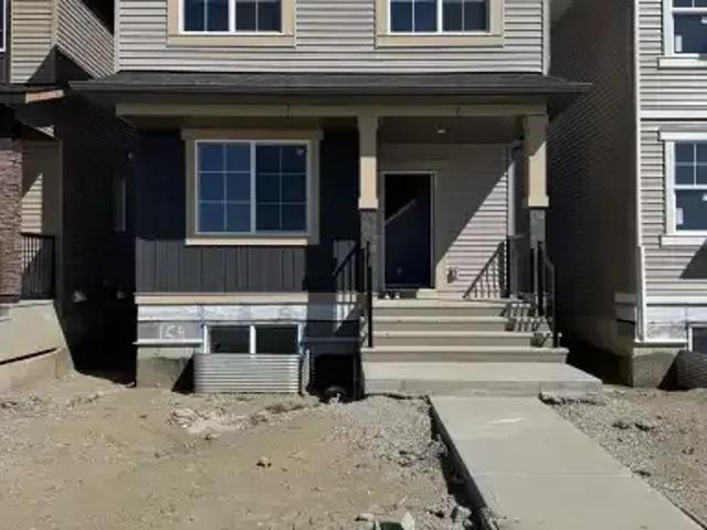 4 Bedroom Apartment Calgary AB 105198565