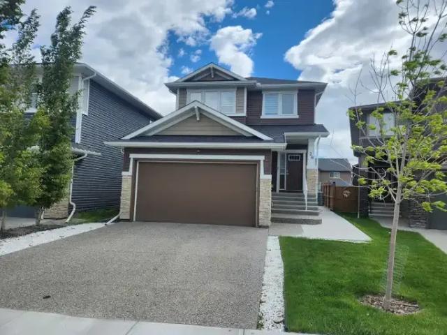 4 Bedroom Apartment Calgary AB 106247969