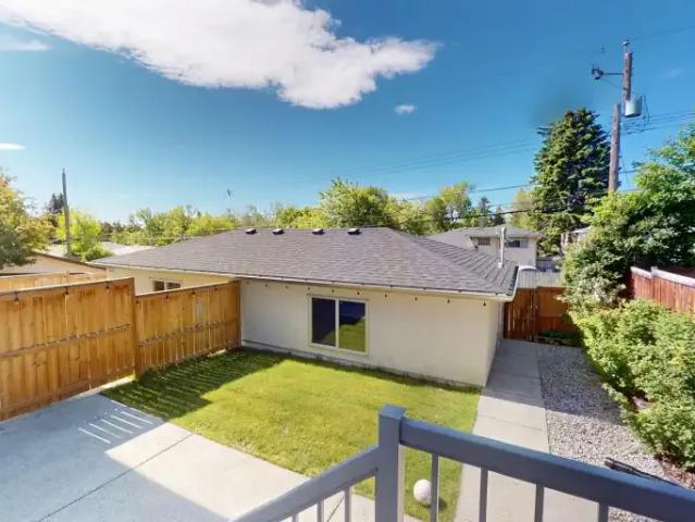 4 Bedroom Apartment Calgary AB 103091542