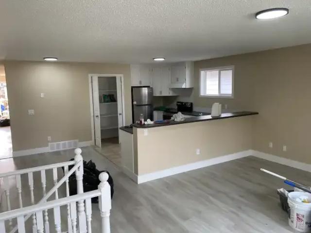 4 Bedroom Apartment Calgary AB 103652812