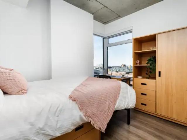 4 Bedroom Apartment Edmonton AB LS99342582