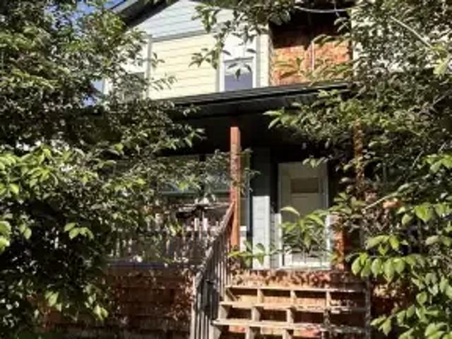 4 Bedroom Apartment Edmonton AB 103579349