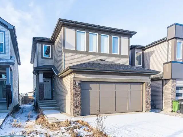 4 Bedroom Apartment Edmonton AB 105100693