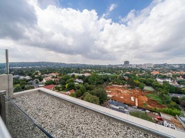 4 Bedroom Apartment / Flat For Sale in Bedfordview