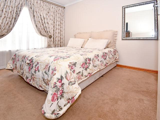 4 Bedroom Apartment / Flat For Sale in Eden Glen