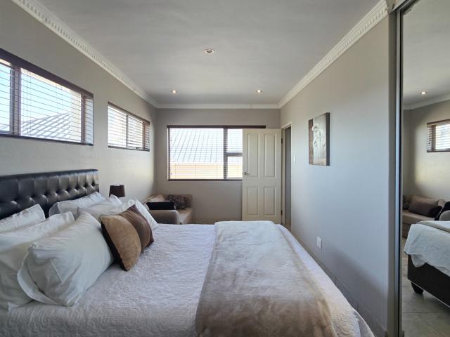 4 Bedroom Apartment / Flat For Sale in Haga