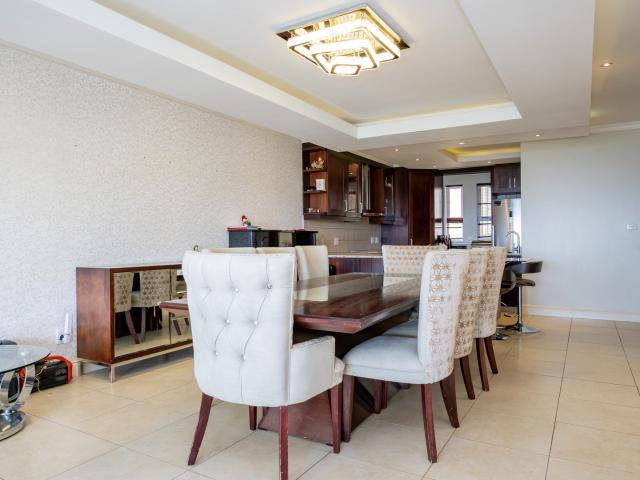 4 Bedroom Apartment / Flat For Sale in La Lucia Ridge