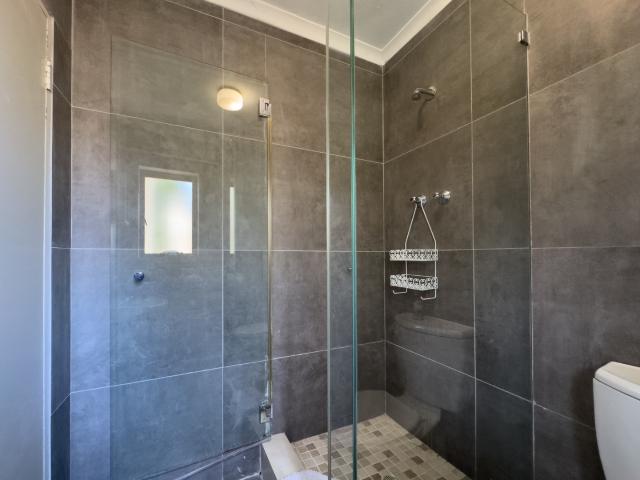 4 Bedroom Apartment / Flat To Rent in Castleton