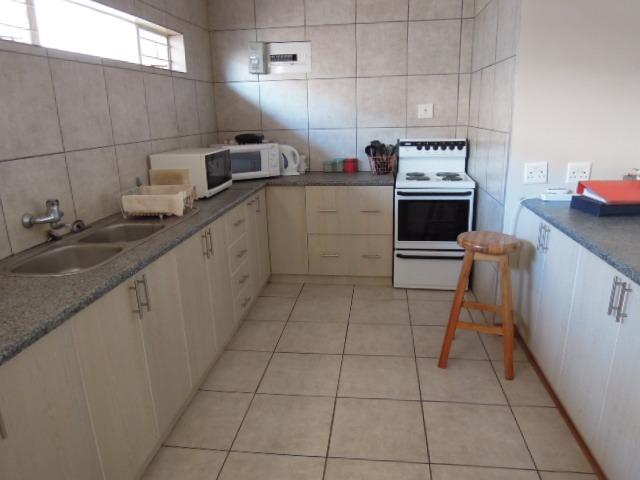 4 Bedroom Apartment / Flat To Rent in Kathu