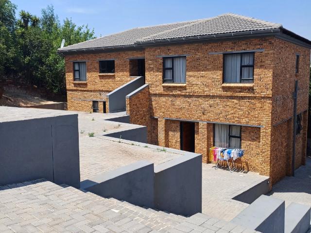 4 Bedroom Apartment / Flat To Rent in Mulbarton