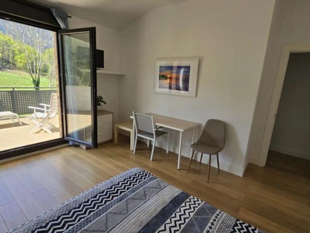 4 bedroom apartment for rent in Mendata, bills included