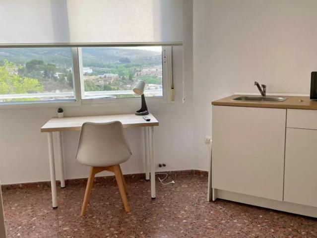 4 bedroom apartment for rent in Alcoi, Alicante