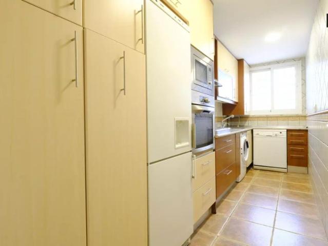 4 bedroom apartment for rent in Aluche, Madrid