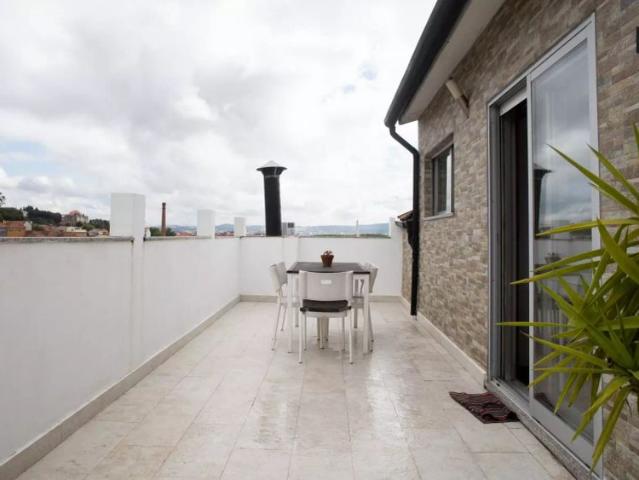 4 bedroom apartment for rent in Campanhã