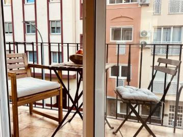 4 bedroom apartment for rent in Capuchinos, bills included