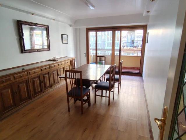 4 bedroom apartment for rent in Centro, bills included