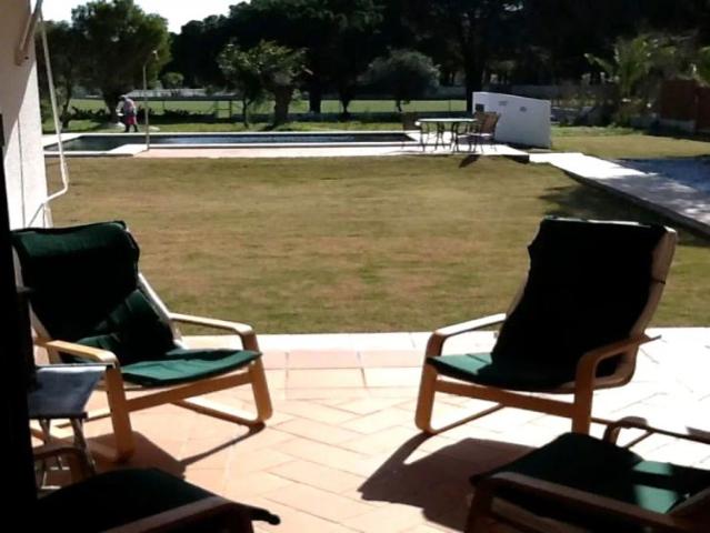 4 bedroom apartment for rent in Chiclana de la Frontera, bills included