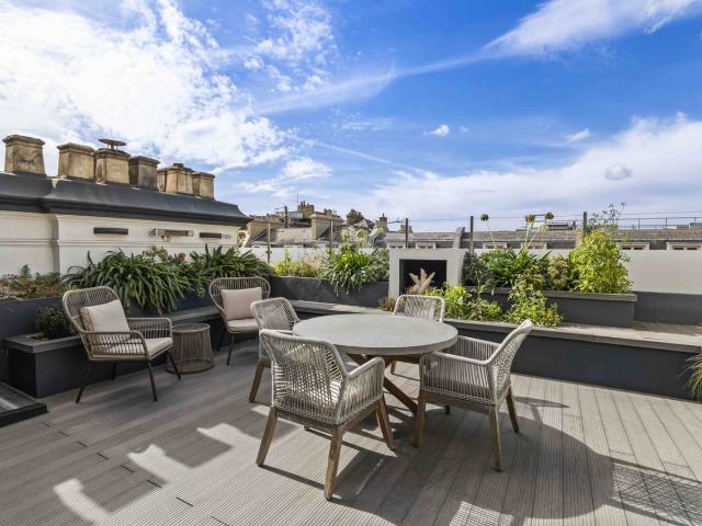 4 bedroom apartment for rent in De Vere Gardens, London, W8