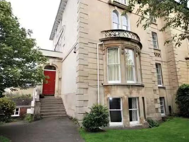 4 bedroom apartment for rent in Garden Flat, Westfield Park, BS6