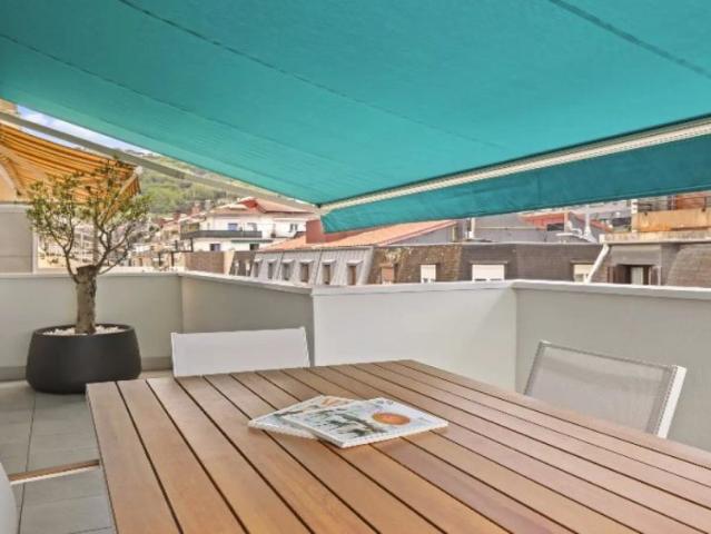 4 bedroom apartment for rent in Gros for professionals