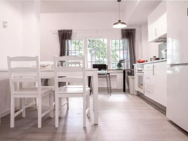4 bedroom apartment for rent in Latina
