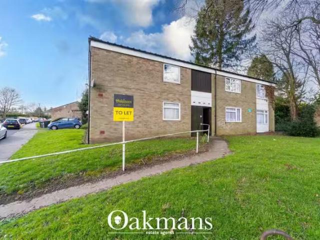 4 bedroom apartment for rent in Leahurst Crescent, Birmingham.