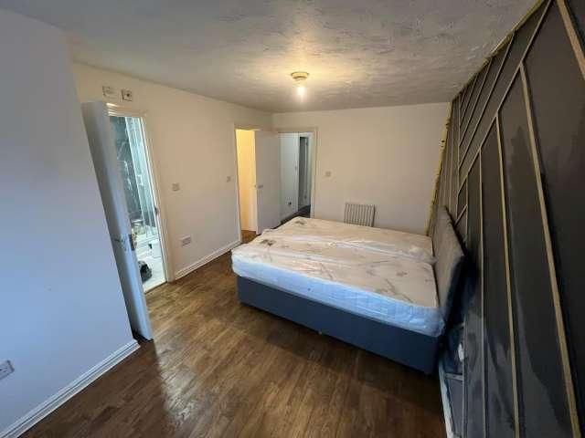 4 bedroom apartment for rent in London