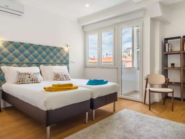 4 bedroom apartment for rent in Santo António