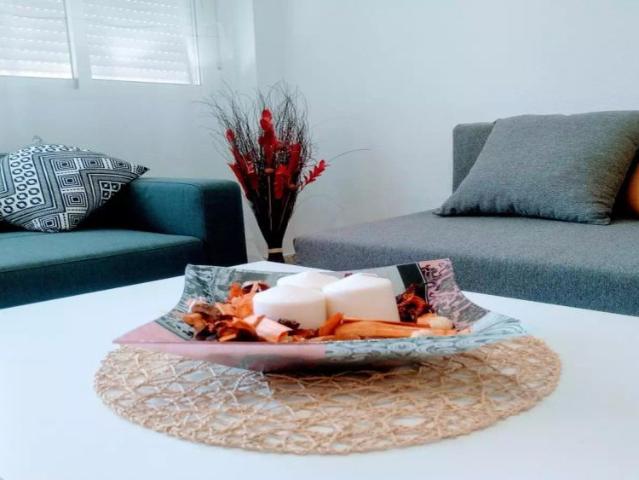4 bedroom apartment for rent in Sevilla
