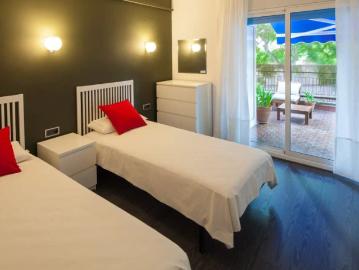 4 bedroom apartment for rent in Sitges, bills included