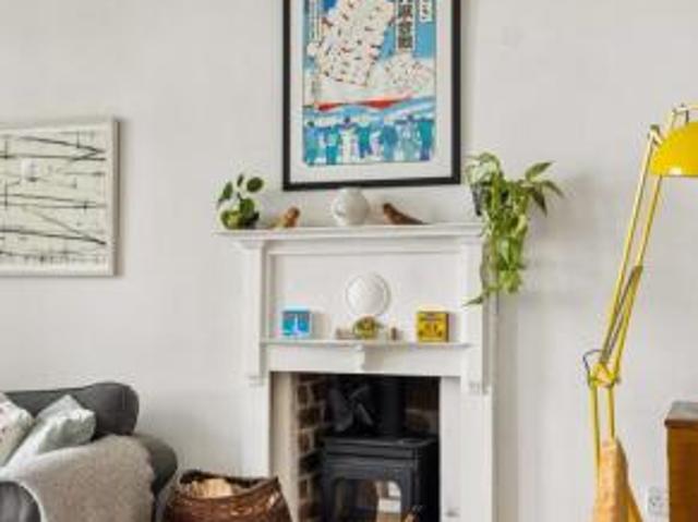 4 bedroom apartment for sale in Camphill Avenue, Shawlands, Glasgow, G41