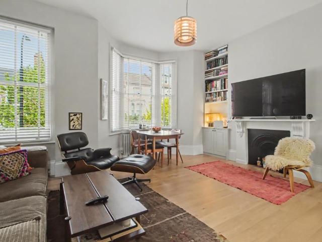 4 bedroom apartment for sale