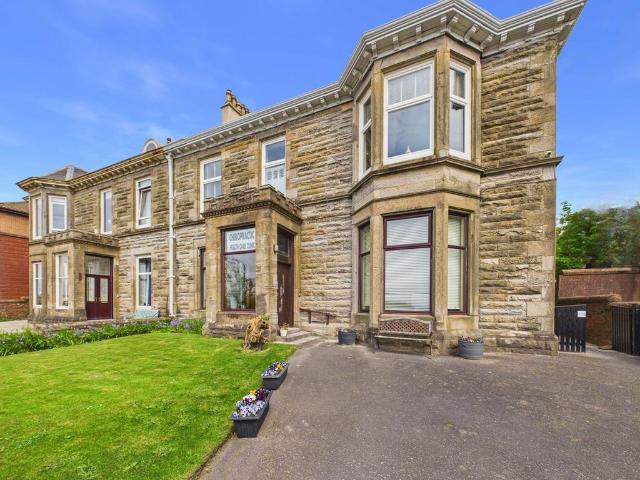 4 bedroom apartment for sale