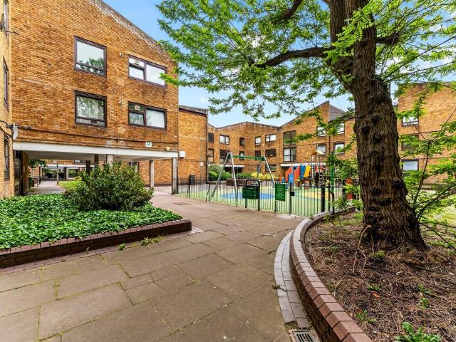 4 bedroom apartment for sale