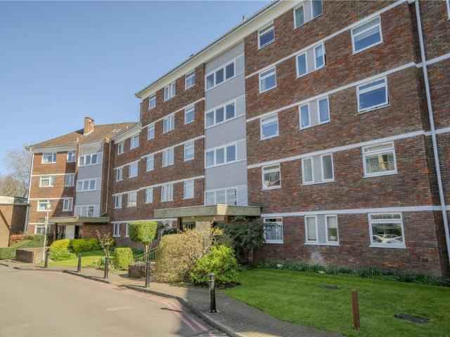 4 bedroom apartment for sale