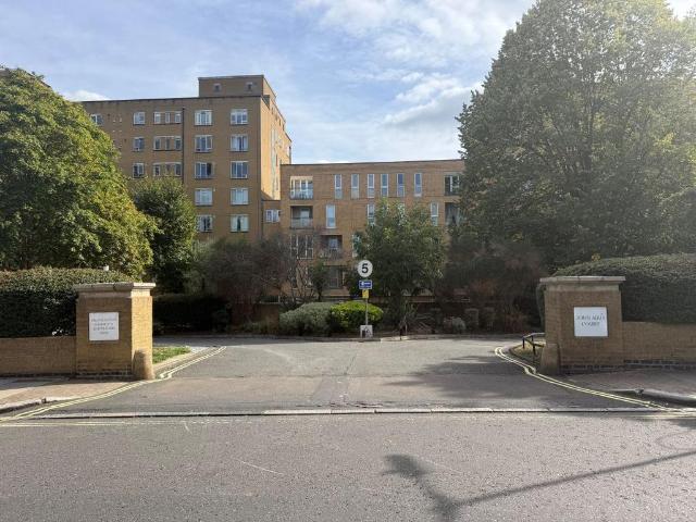 4 bedroom apartment for sale