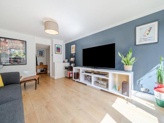 4 bedroom apartment for sale