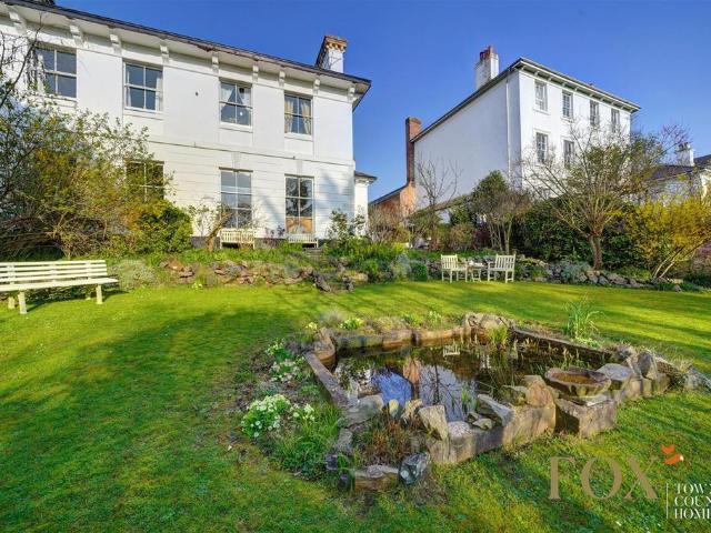 4 bedroom apartment for sale