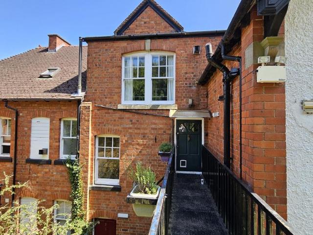 4 bedroom apartment for sale
