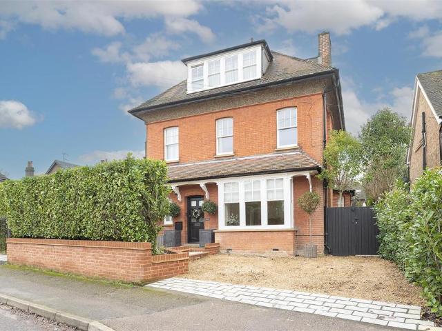 4 bedroom apartment for sale