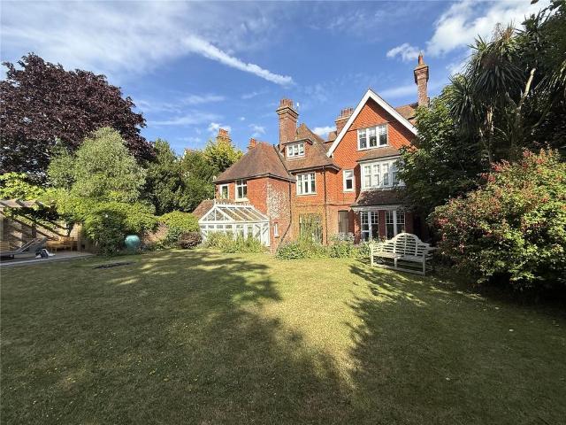 4 bedroom apartment for sale
