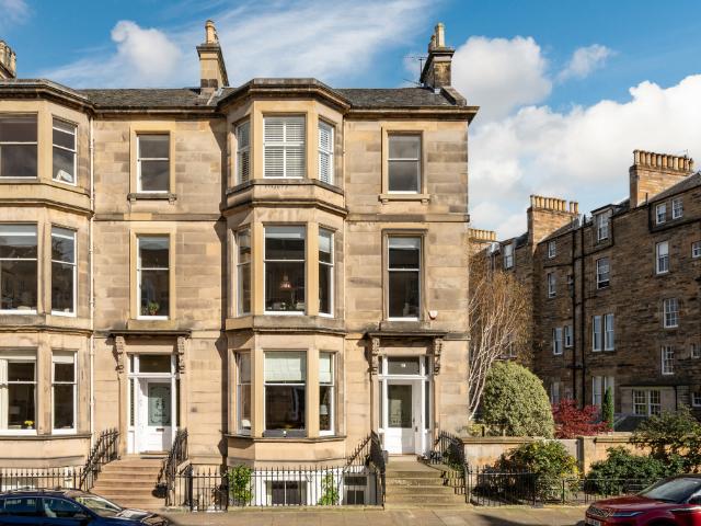 4 bedroom apartment for sale