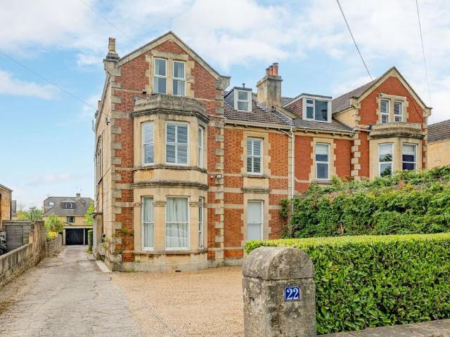 4 bedroom apartment for sale