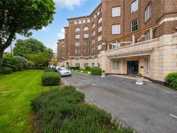4 bedroom apartment for sale