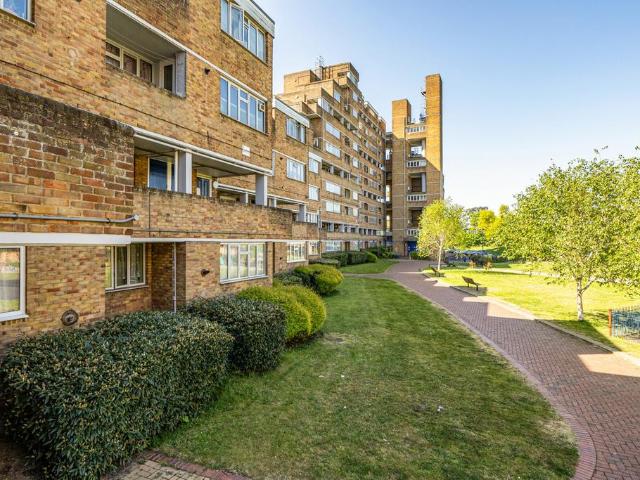 4 bedroom apartment for sale