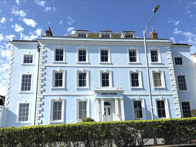 4 bedroom apartment for sale